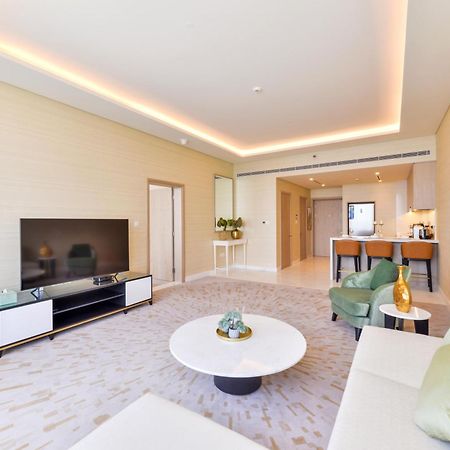 Ultra Luxury Palm Tower With Shared Hotel Facilities ドバイ エクステリア 写真