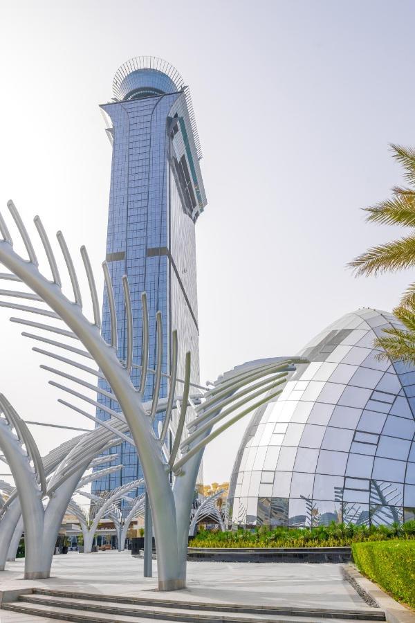 Ultra Luxury Palm Tower With Shared Hotel Facilities ドバイ エクステリア 写真