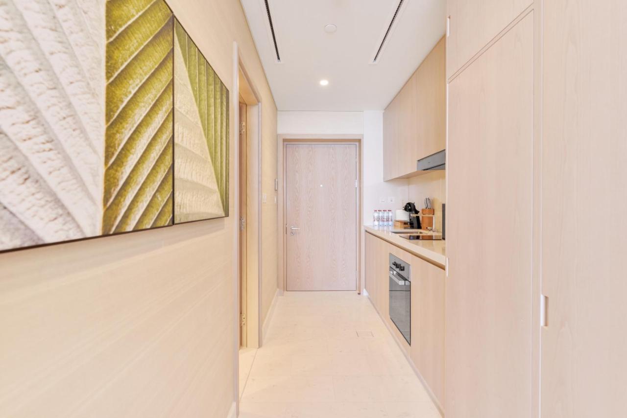 Ultra Luxury Palm Tower With Shared Hotel Facilities ドバイ エクステリア 写真